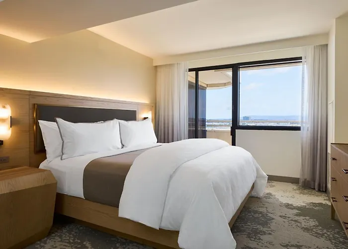 The Westin Los Angeles Airport